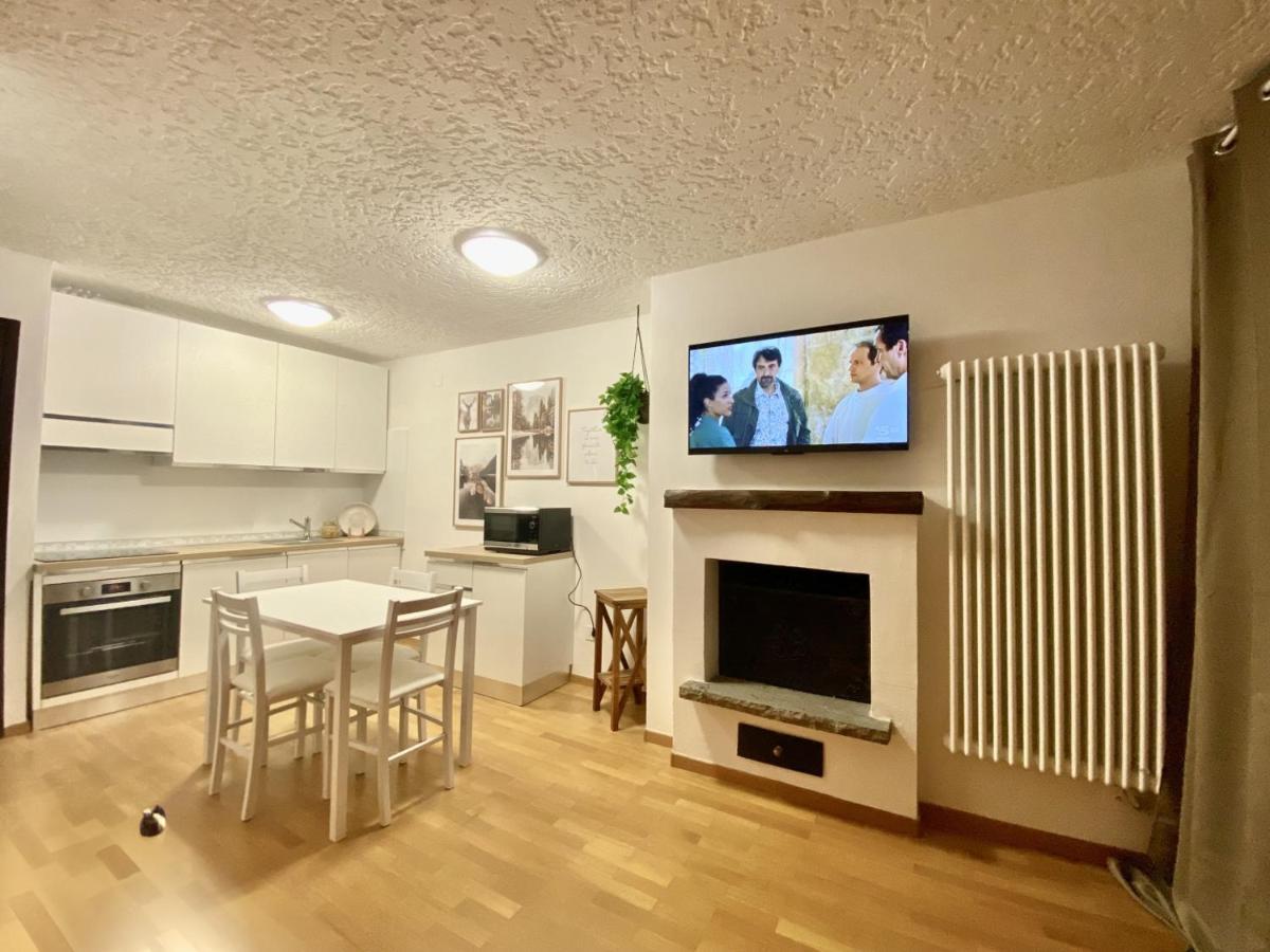 Apartamento La Finestra Sul Brenta Con Posto Auto Privato Al Centro Di Mad Di Campiglio Cipat O22233-At-O13262 Folgarida Exterior foto